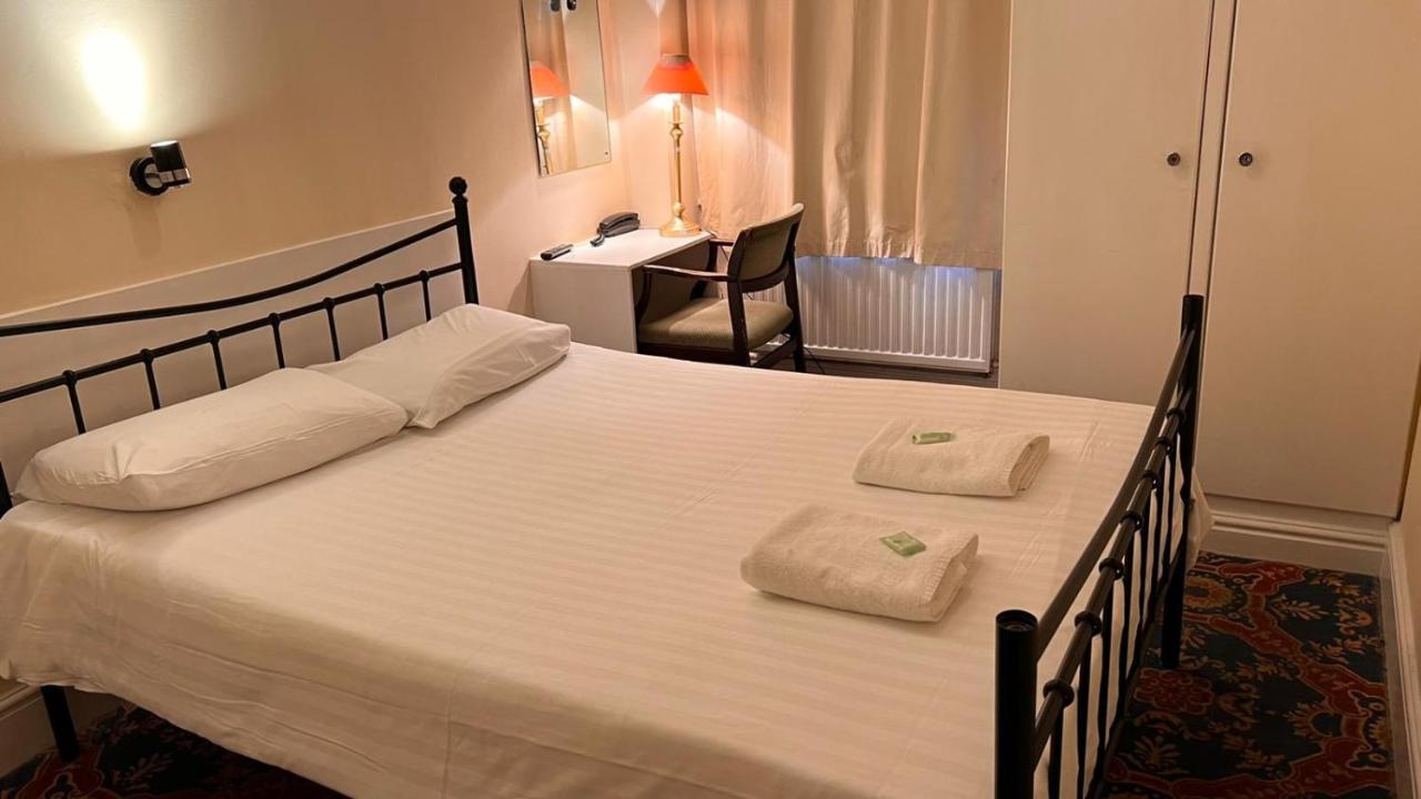 Gresham Hotel Bloomsbury Лондон Екстер'єр фото