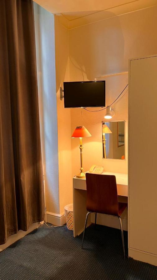 Gresham Hotel Bloomsbury Лондон Екстер'єр фото