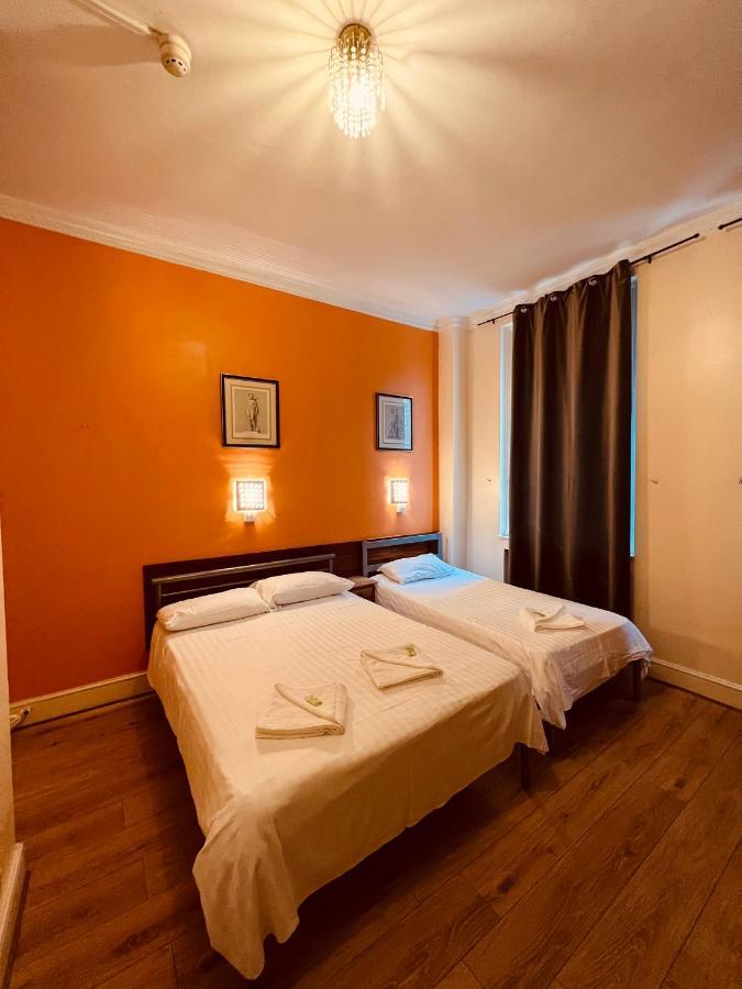 Gresham Hotel Bloomsbury Лондон Екстер'єр фото