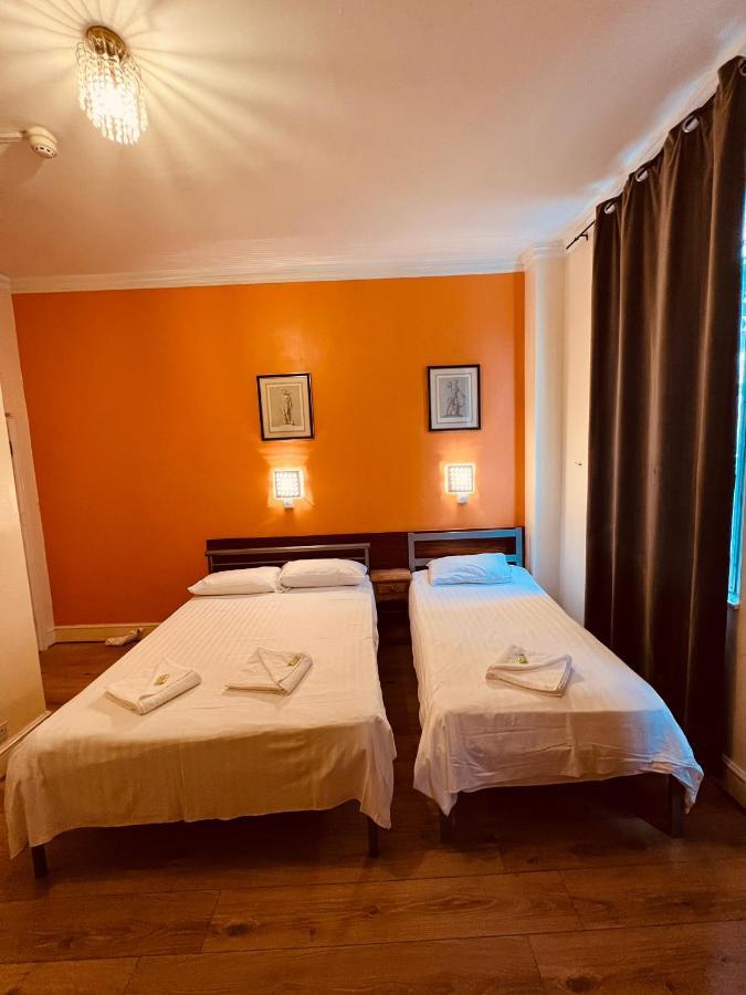 Gresham Hotel Bloomsbury Лондон Екстер'єр фото