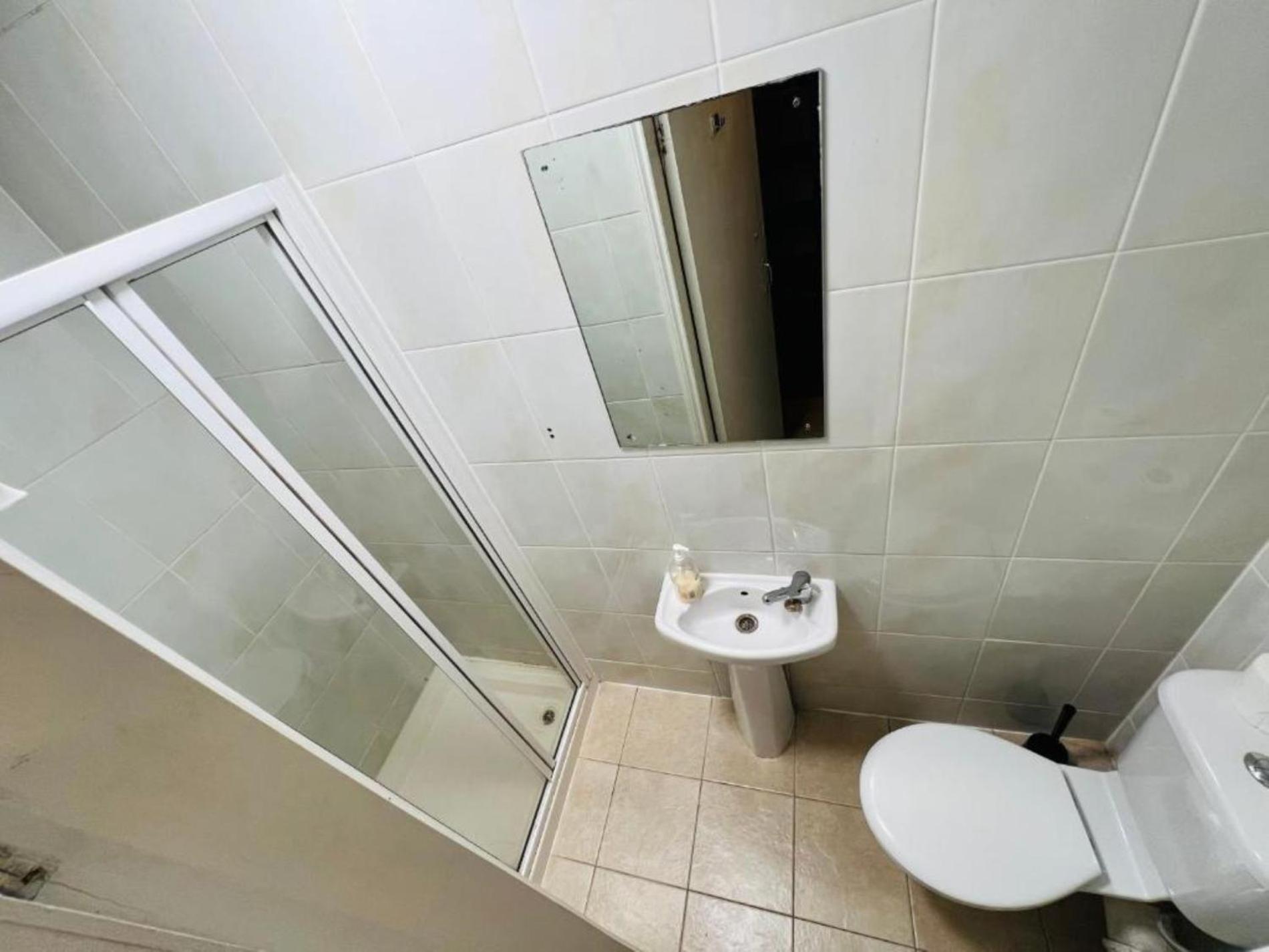Gresham Hotel Bloomsbury Лондон Екстер'єр фото